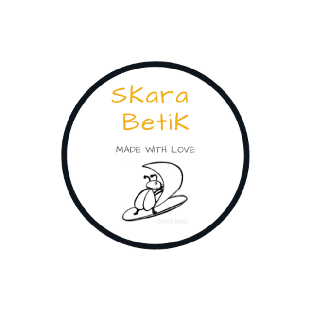 L'atelier de couture SKARA BETIK vous souhaite la bienvenue.
Stéphanie vous accueille à l'atelier sur rendez-vous au 06 12 70 81 50 pour vos retouches à Nîmes.
Possibilité de passer des commandes personnalisées.
Atelier de retouches et cours de couture. 
Belle journée, et surtout prenez soin de vous.
#couture #plancheavoile 